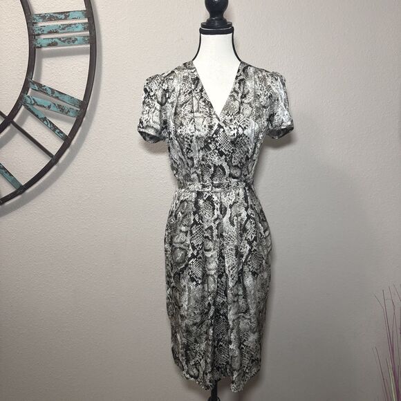 BCBGMaxAzria Dresses & Skirts - BCBGMaxazria Dress 2 Silk Snake Print Belted Pleated Sheath EUC